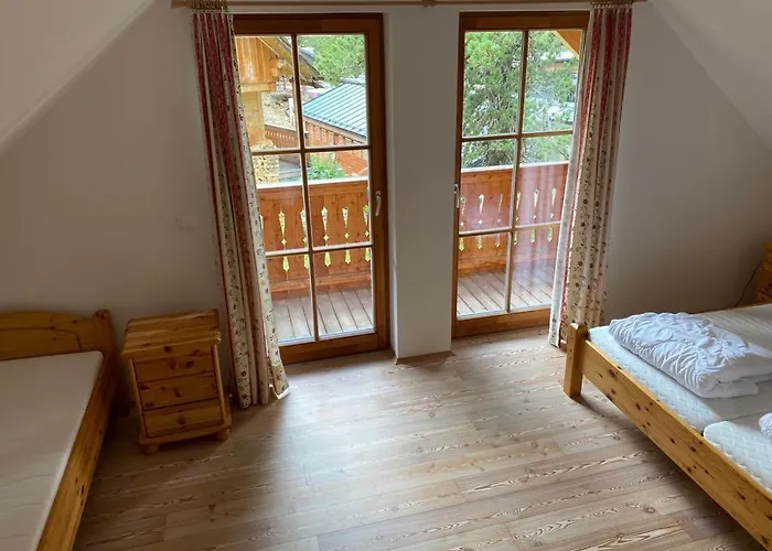Turrach Chalet Haus Dachs